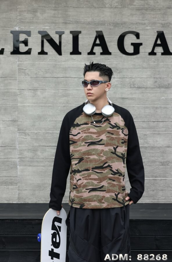 ​​ADM New Vintage Camo Raglan Sweatshirt 88268 - 280gsm Premium Cotton | Bulk Wholesale (2 Colors)​​ - Image 2